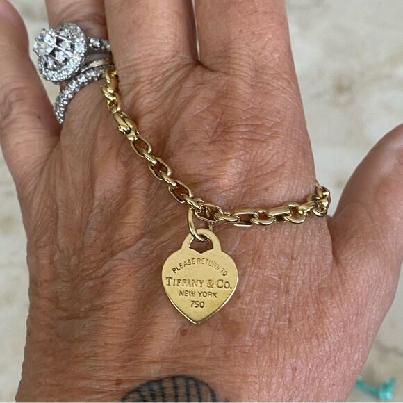 Tiffany & Co. 18K Return To Tiffany Heart Tag Bracelet 19g w/ Case, Box, Dustbag - Picture 9 of 14